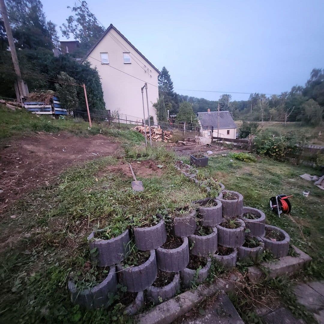 Pronájem domu 90 m², pozemek 370 m², Muldenthalstraße 17b, Großschirma, Sasko Pronájem domu 90 m², pozemek 370 m², Muldenthalstraße 17b, Großschirma, Sasko