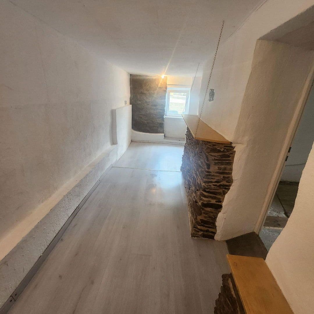 Pronájem domu 90 m², pozemek 370 m², Muldenthalstraße 17b, Großschirma, Sasko Pronájem domu 90 m², pozemek 370 m², Muldenthalstraße 17b, Großschirma, Sasko