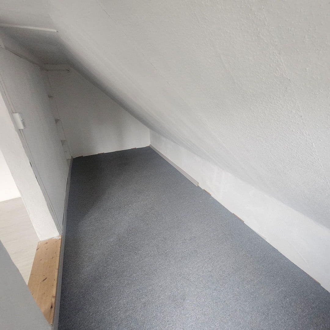 Pronájem domu 90 m², pozemek 370 m², Muldenthalstraße 17b, Großschirma, Sasko Pronájem domu 90 m², pozemek 370 m², Muldenthalstraße 17b, Großschirma, Sasko