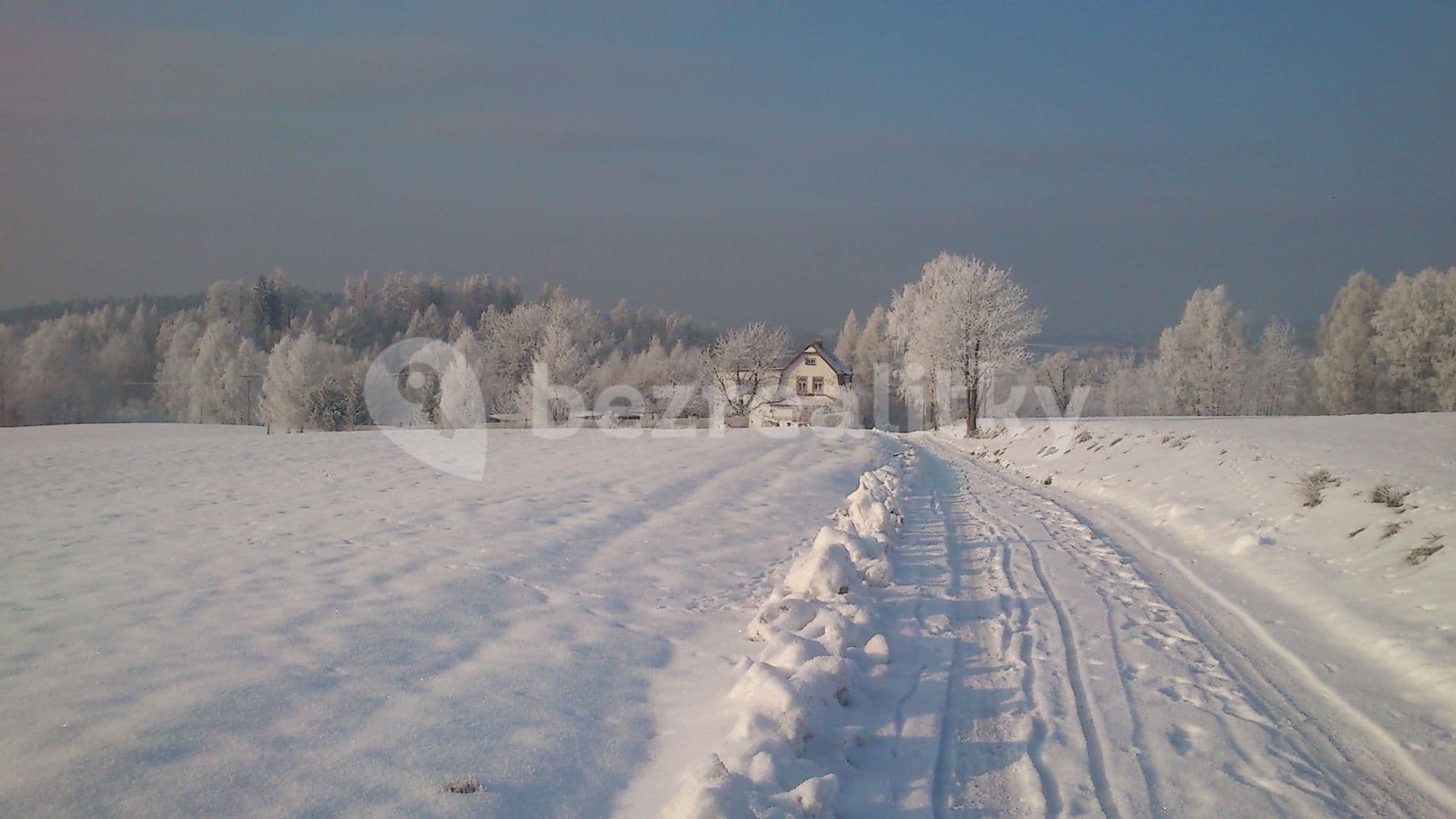 Pronájem bytu 1+1 30 m², Staré Křečany, Ústecký kraj Pronájem bytu 1+1 30 m², Staré Křečany, Ústecký kraj