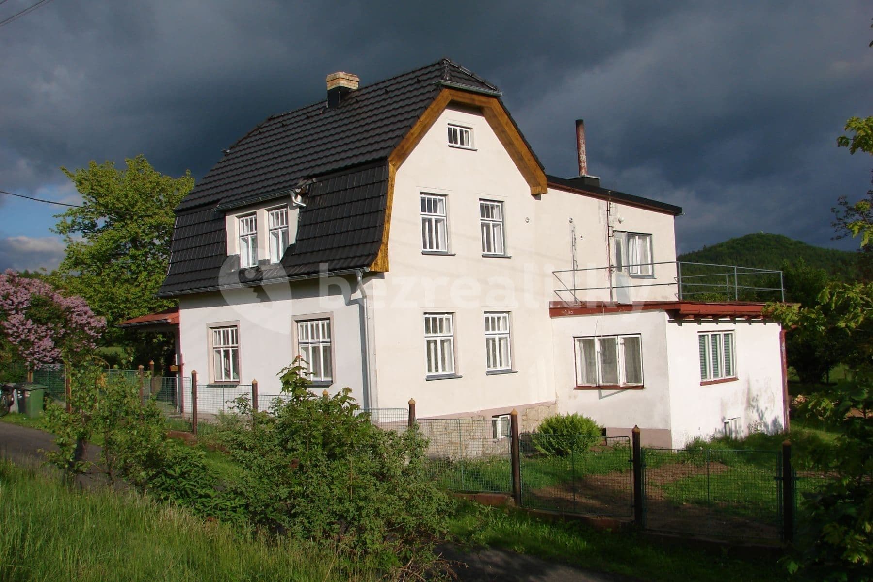 Pronájem bytu 1+1 30 m², Staré Křečany, Ústecký kraj Pronájem bytu 1+1 30 m², Staré Křečany, Ústecký kraj