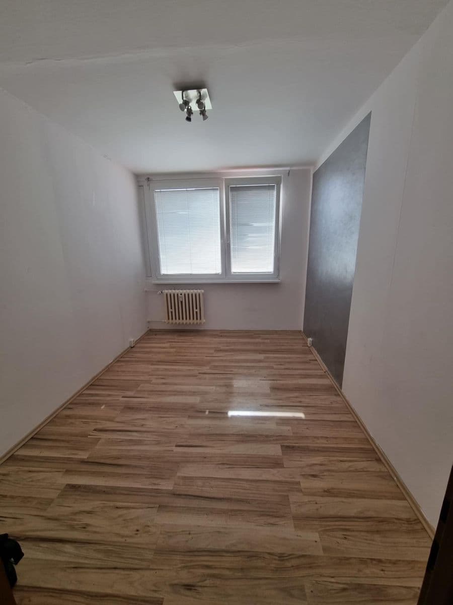 Pronájem bytu 2+1 40 m², Písečná, Praha, Praha Pronájem bytu 2+1 40 m², Písečná, Praha, Praha