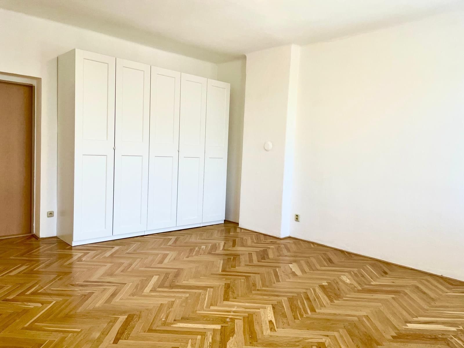 Pronájem bytu 3+1 80 m², Staškova, Liberec, Liberecký kraj Pronájem bytu 3+1 80 m², Staškova, Liberec, Liberecký kraj