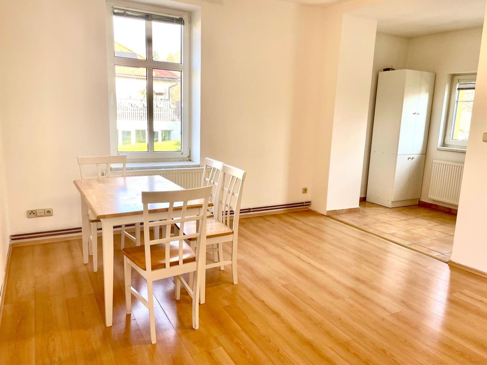 Pronájem bytu 3+1 80 m², Staškova, Liberec, Liberecký kraj Pronájem bytu 3+1 80 m², Staškova, Liberec, Liberecký kraj