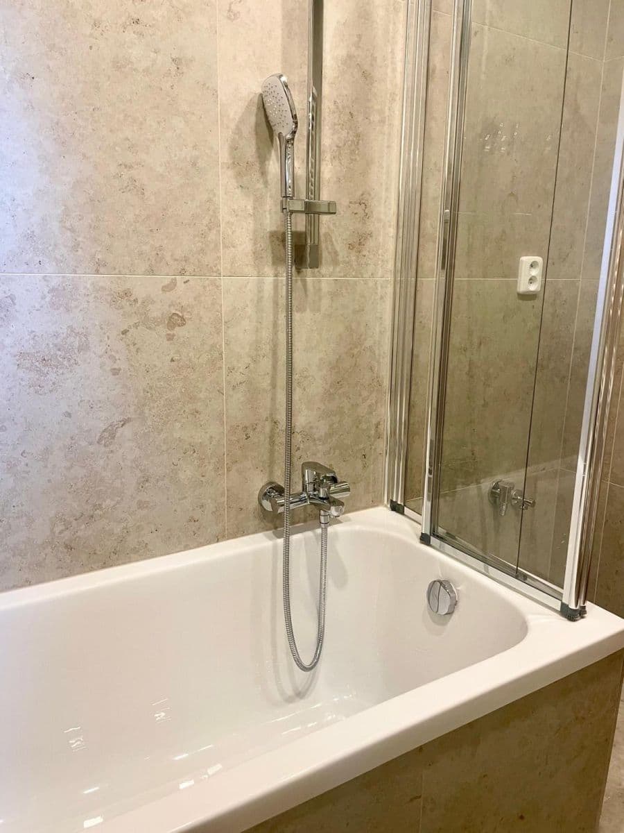 Pronájem bytu 3+kk 80 m², Staškova, Liberec, Liberecký kraj Pronájem bytu 3+kk 80 m², Staškova, Liberec, Liberecký kraj