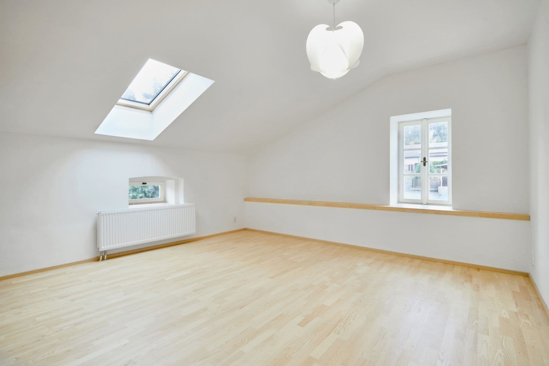 Prodej domu 159 m², pozemek 337 m², Velké Popovice, Středočeský kraj Prodej domu 159 m², pozemek 337 m², Velké Popovice, Středočeský kraj