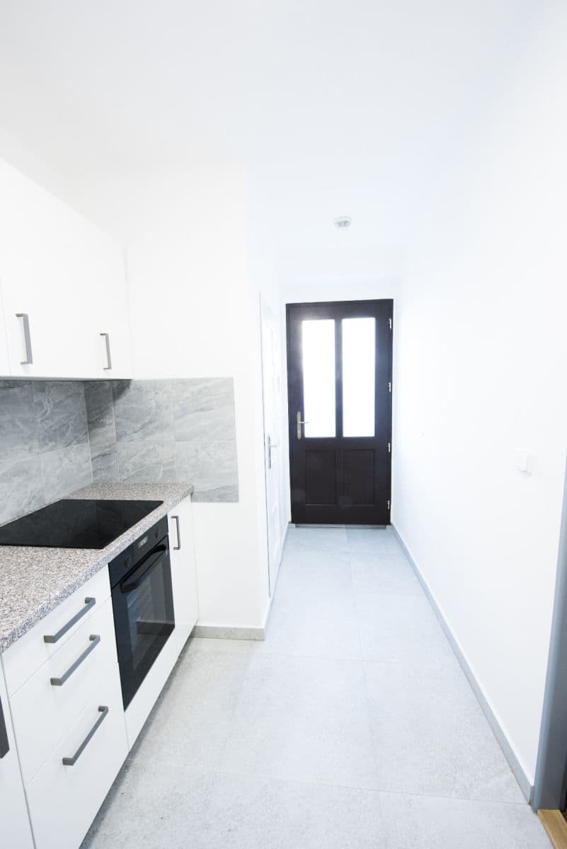 Pronájem bytu 1+1 32 m², Nad Nuslemi, Praha, Praha Pronájem bytu 1+1 32 m², Nad Nuslemi, Praha, Praha