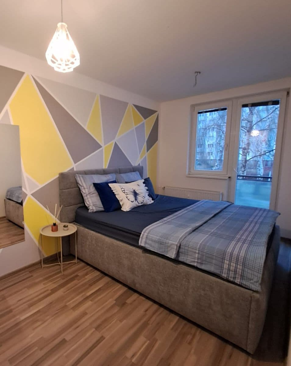 Pronájem bytu 60 m², Na Drážce, Pardubice, Pardubický kraj Pronájem bytu 60 m², Na Drážce, Pardubice, Pardubický kraj