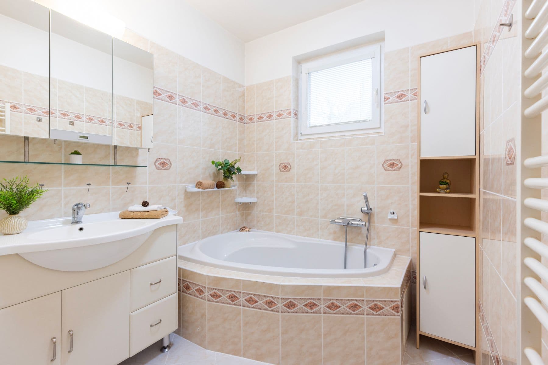 Prodej domu 120 m², pozemek 587 m², Otmíče, Středočeský kraj Prodej domu 120 m², pozemek 587 m², Otmíče, Středočeský kraj