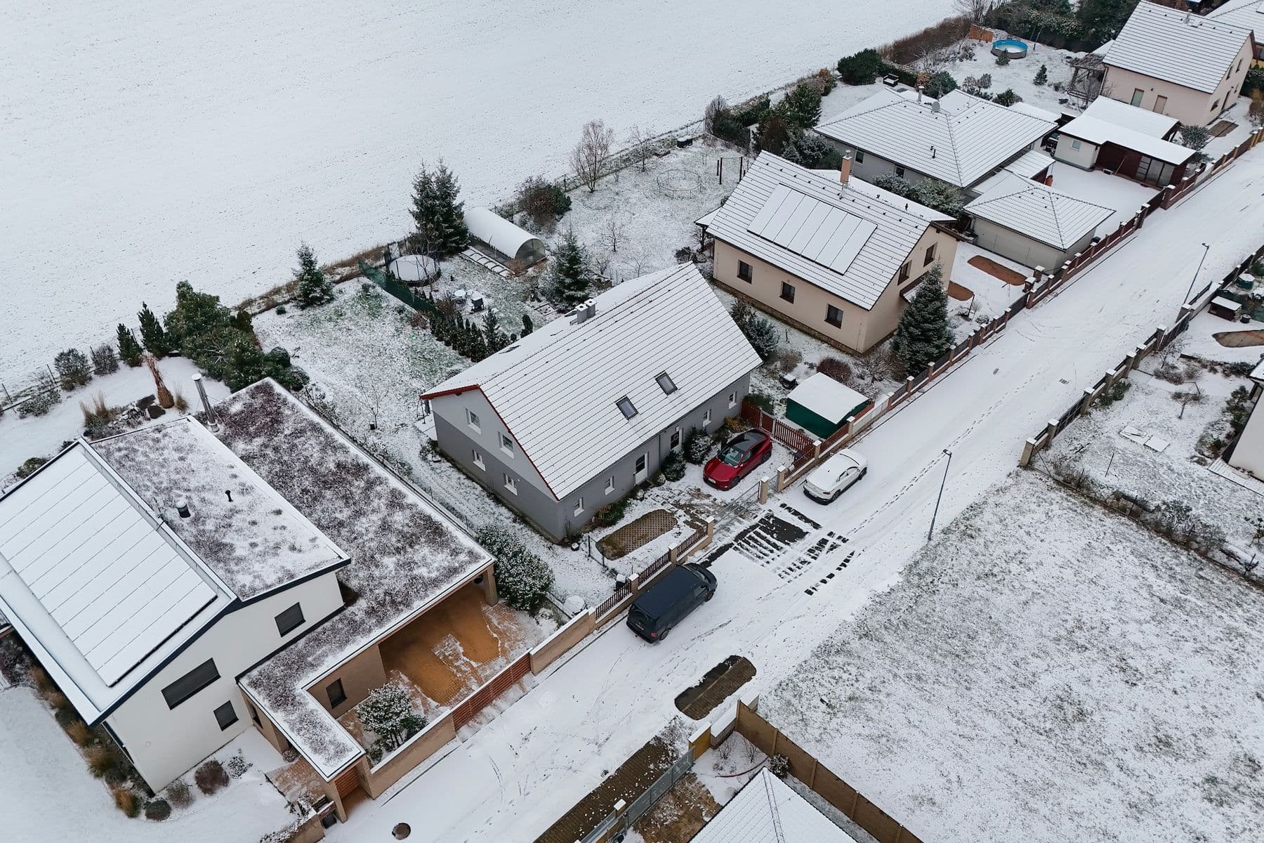 Prodej bytu 4+1 129 m², K Vidouši, Unhošť, Středočeský kraj Prodej bytu 4+1 129 m², K Vidouši, Unhošť, Středočeský kraj