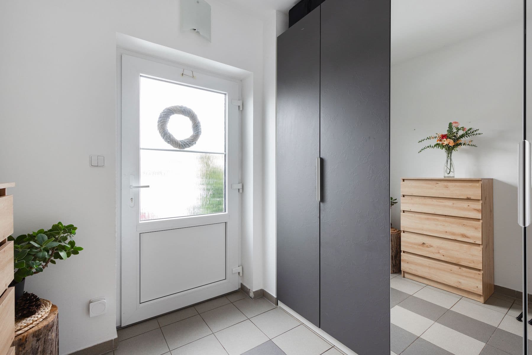 Prodej bytu 4+1 129 m², K Vidouši, Unhošť, Středočeský kraj Prodej bytu 4+1 129 m², K Vidouši, Unhošť, Středočeský kraj