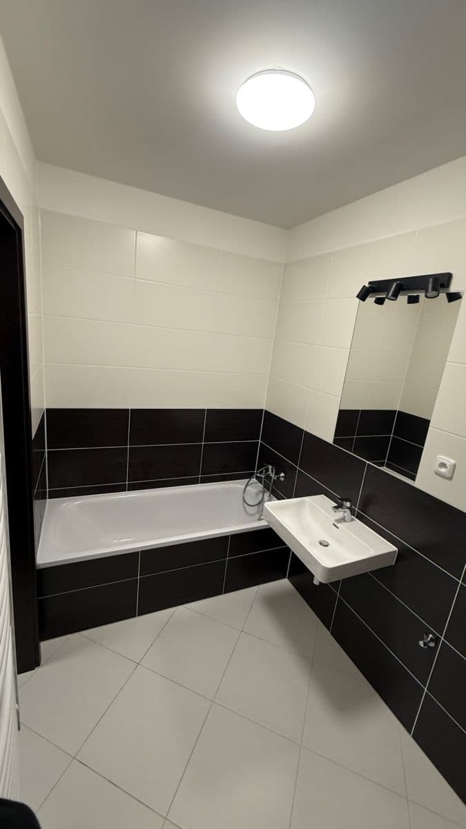 Pronájem bytu 2+kk 52 m², Stočesova, Praha, Praha Pronájem bytu 2+kk 52 m², Stočesova, Praha, Praha