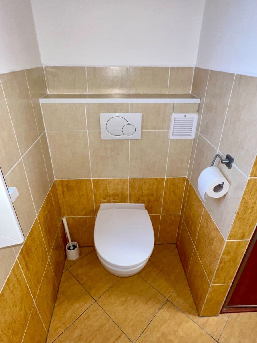 Pronájem bytu 2+kk 56 m², Viklefova, Praha, Praha Pronájem bytu 2+kk 56 m², Viklefova, Praha, Praha