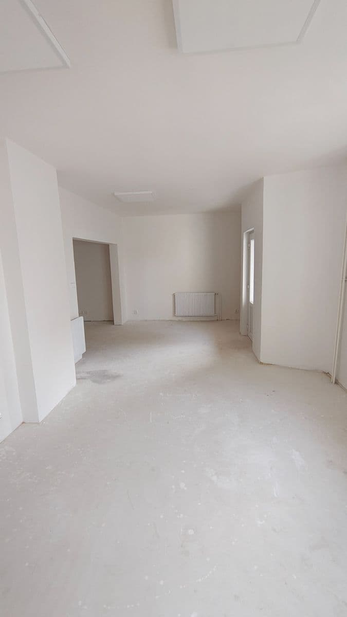 Pronájem nebytového prostoru 48 m², Fügnerova, Kladno, Středočeský kraj Pronájem nebytového prostoru 48 m², Fügnerova, Kladno, Středočeský kraj