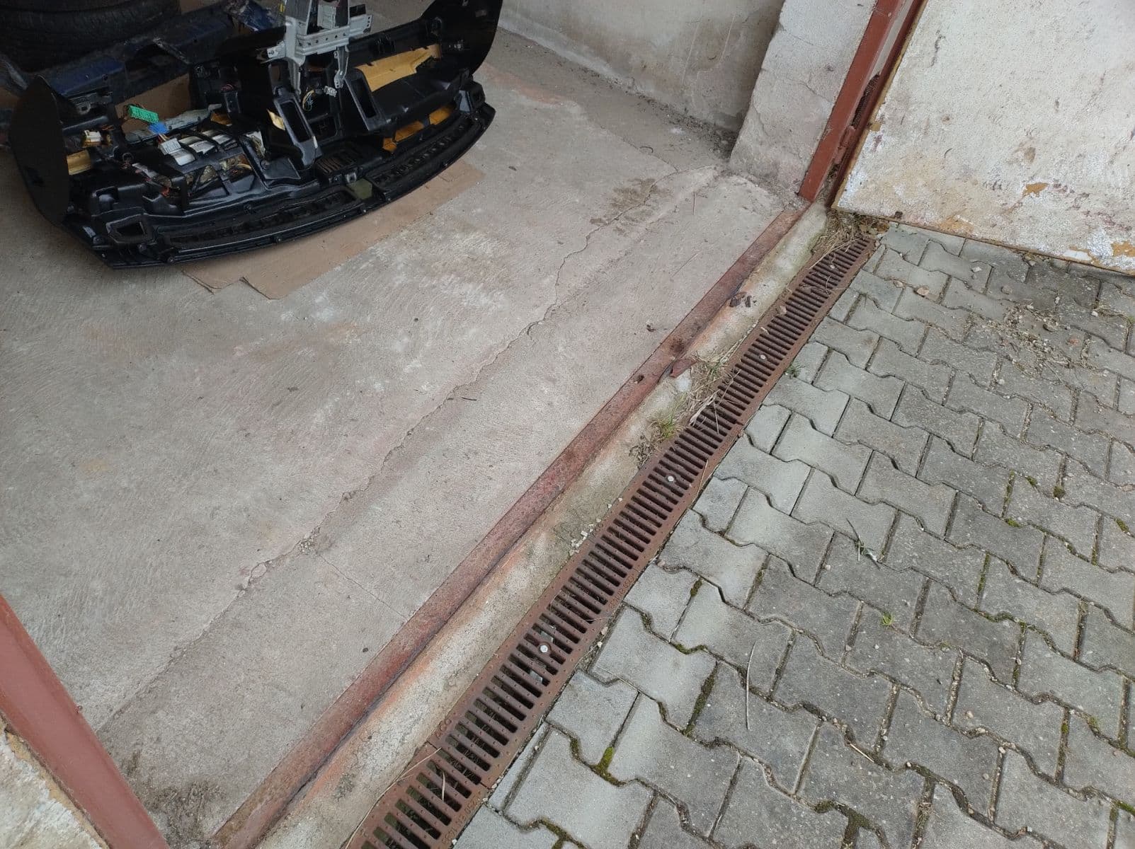 Prodej garáže 18 m², Na Sádkách, Dačice, Jihočeský kraj Prodej garáže 18 m², Na Sádkách, Dačice, Jihočeský kraj