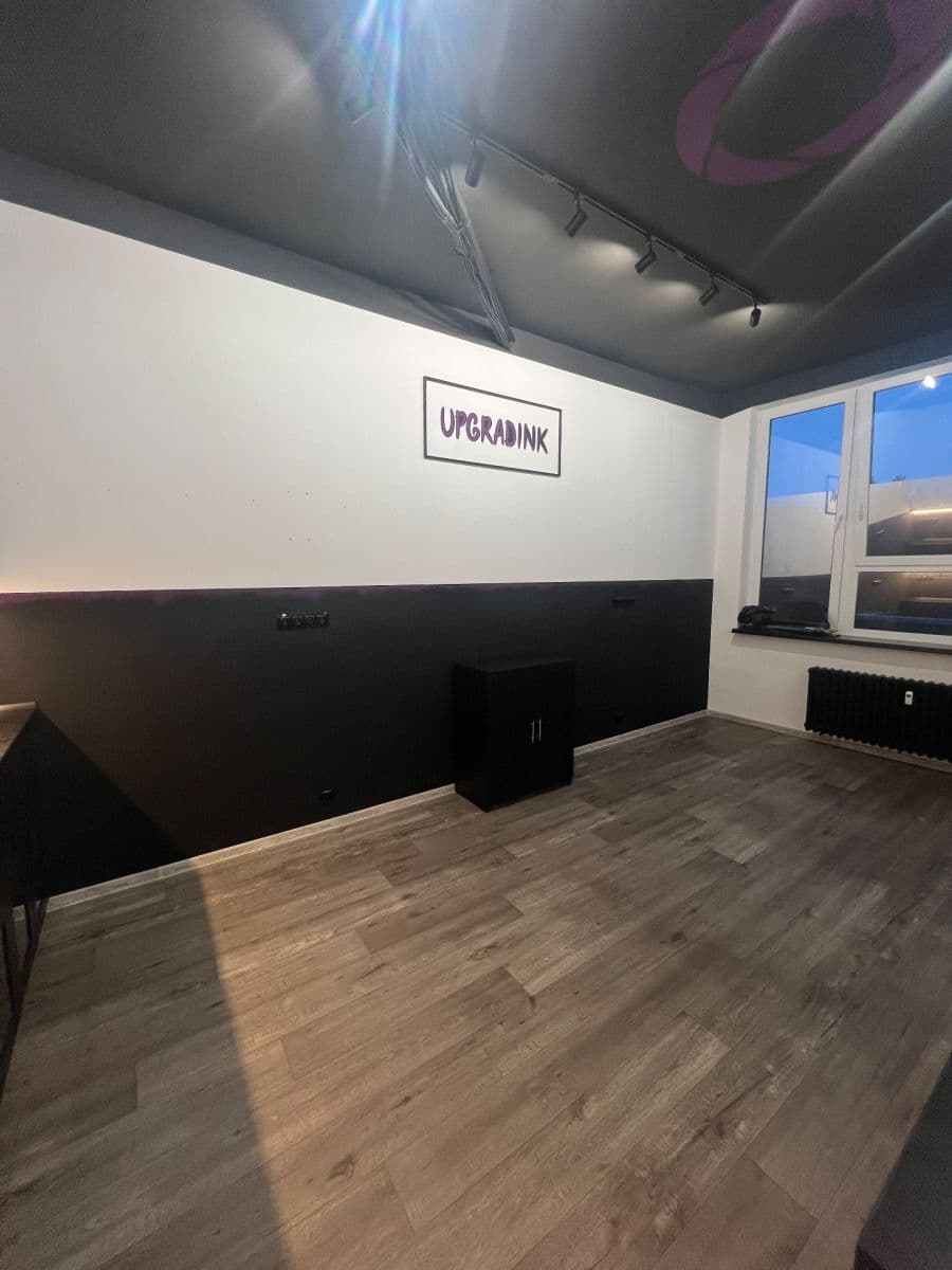 Pronájem nebytového prostoru 24 m², Rýmařovská, Praha, Praha Pronájem nebytového prostoru 24 m², Rýmařovská, Praha, Praha