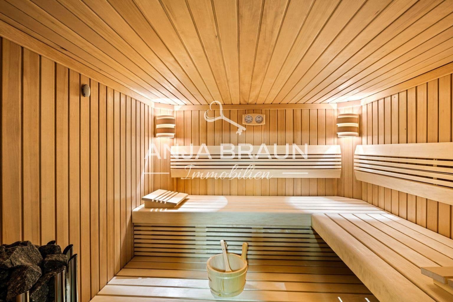 Pronájem domu 122 m², pozemek 150 m², Halstenbek, Šlesvicko-Holštýnsko Pronájem domu 122 m², pozemek 150 m², Halstenbek, Šlesvicko-Holštýnsko