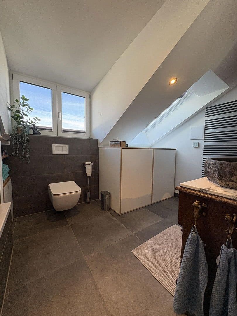 Prodej bytu 3+1 70 m², Schöppingstr. 4a, München, Bavorsko Prodej bytu 3+1 70 m², Schöppingstr. 4a, München, Bavorsko