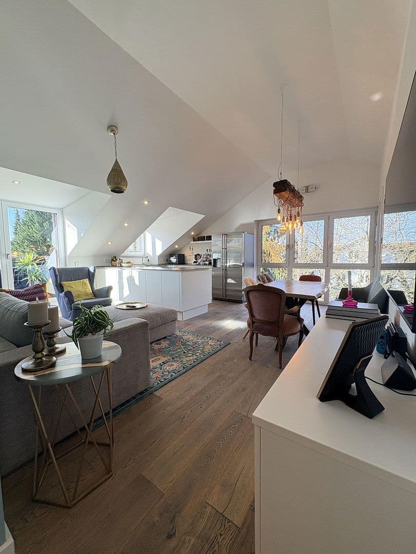 Prodej bytu 3+1 70 m², Schöppingstr. 4a, München, Bavorsko Prodej bytu 3+1 70 m², Schöppingstr. 4a, München, Bavorsko