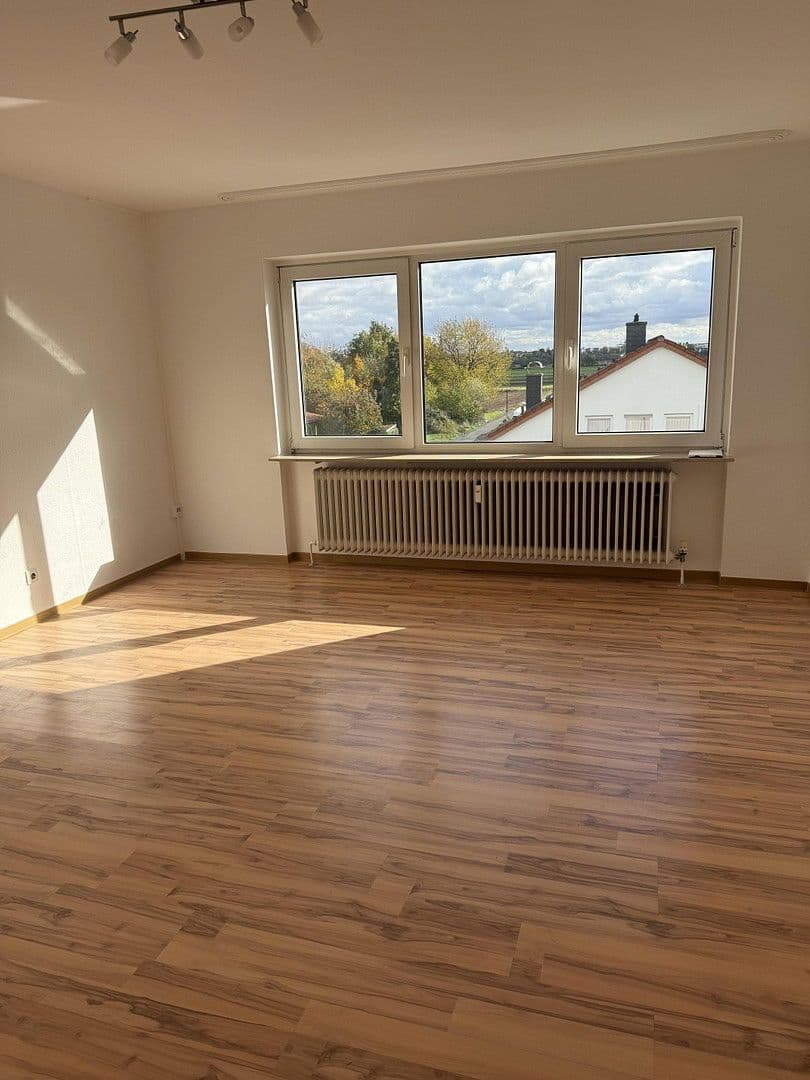 Prodej bytu 2+1 60 m², Hattersheim am Main, Hessen Prodej bytu 2+1 60 m², Hattersheim am Main, Hessen