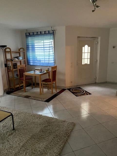 Pronájem bytu 1+1 48 m², Bürstadt, Hessen Pronájem bytu 1+1 48 m², Bürstadt, Hessen