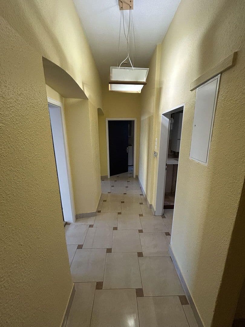 Pronájem bytu 2+1 68 m², Ulmenstraße 18, Nürnberg, Bavorsko Pronájem bytu 2+1 68 m², Ulmenstraße 18, Nürnberg, Bavorsko