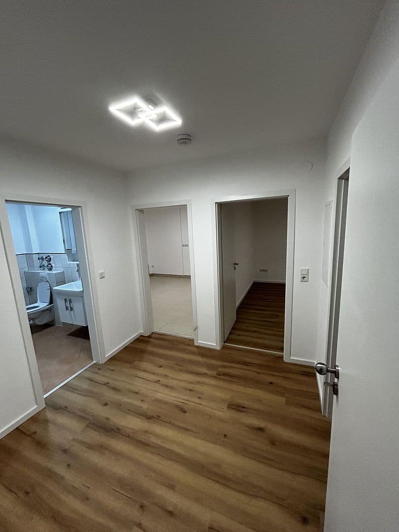 Pronájem bytu 2+1 63 m², Beethovenstraße 10, Baunatal, Hessen Pronájem bytu 2+1 63 m², Beethovenstraße 10, Baunatal, Hessen