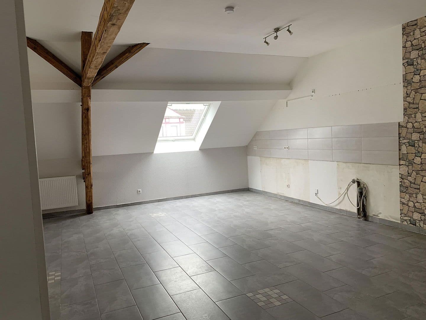 Pronájem bytu 2+kk 70 m², Viersenerstr, Viersen, Severní Porýní-Vestfálsko Pronájem bytu 2+kk 70 m², Viersenerstr, Viersen, Severní Porýní-Vestfálsko