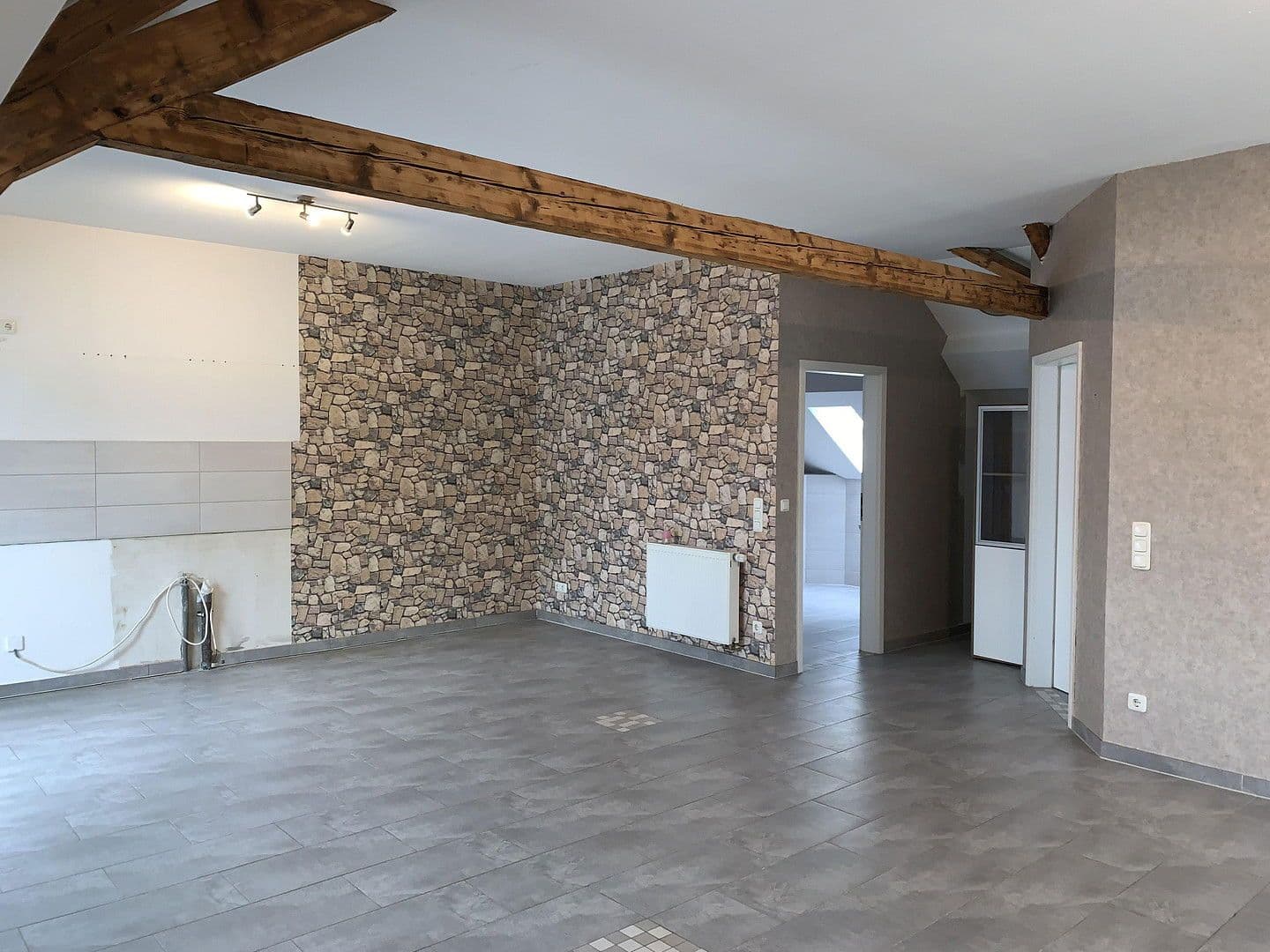 Pronájem bytu 2+kk 70 m², Viersenerstr, Viersen, Severní Porýní-Vestfálsko Pronájem bytu 2+kk 70 m², Viersenerstr, Viersen, Severní Porýní-Vestfálsko