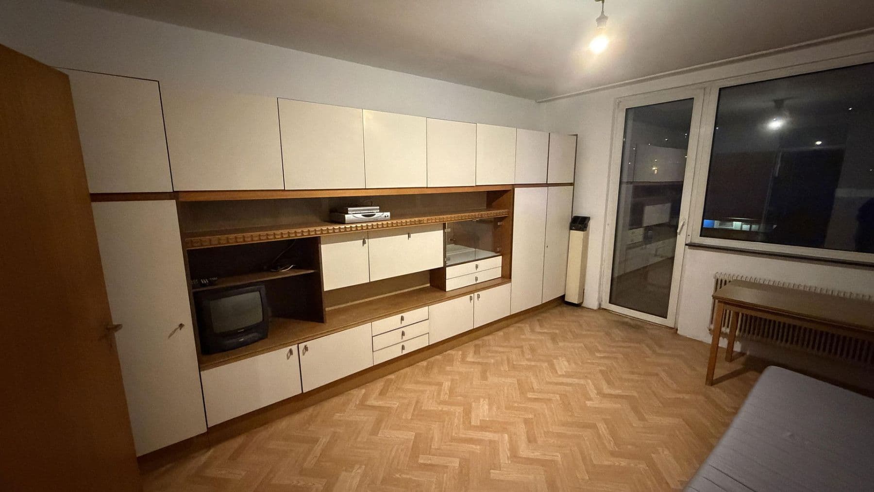 Pronájem bytu 1+1 25 m², Uferstraße 32, Innsbruck, Tyrolsko Pronájem bytu 1+1 25 m², Uferstraße 32, Innsbruck, Tyrolsko