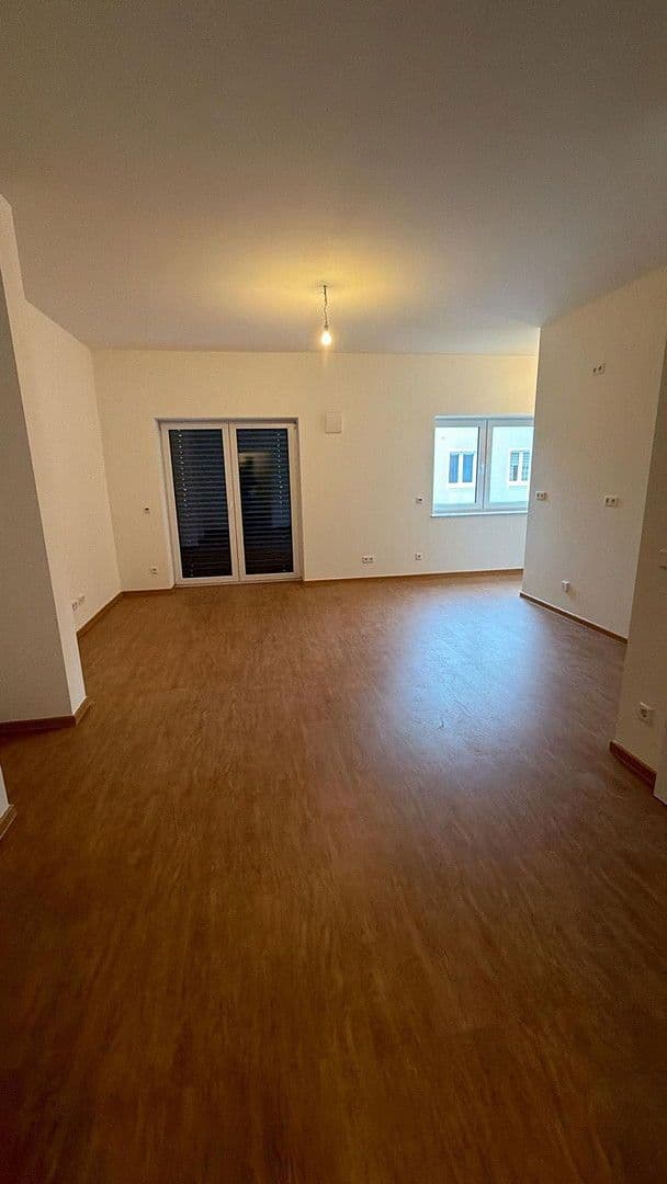 Pronájem bytu 2+1 52 m², Wilhelmstraße, Hof, Bavorsko Pronájem bytu 2+1 52 m², Wilhelmstraße, Hof, Bavorsko