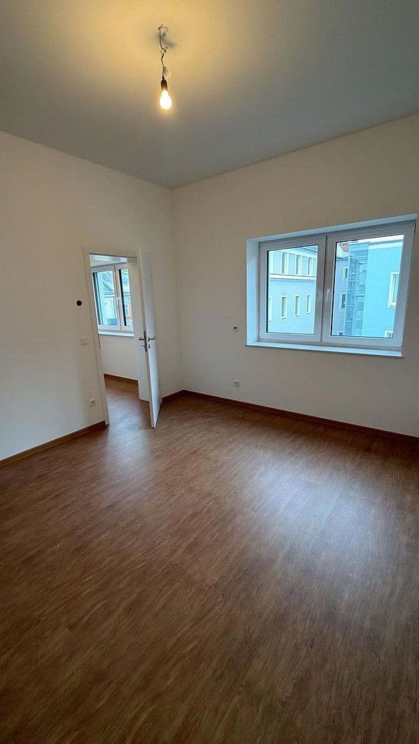 Pronájem bytu 2+1 52 m², Wilhelmstraße, Hof, Bavorsko Pronájem bytu 2+1 52 m², Wilhelmstraße, Hof, Bavorsko