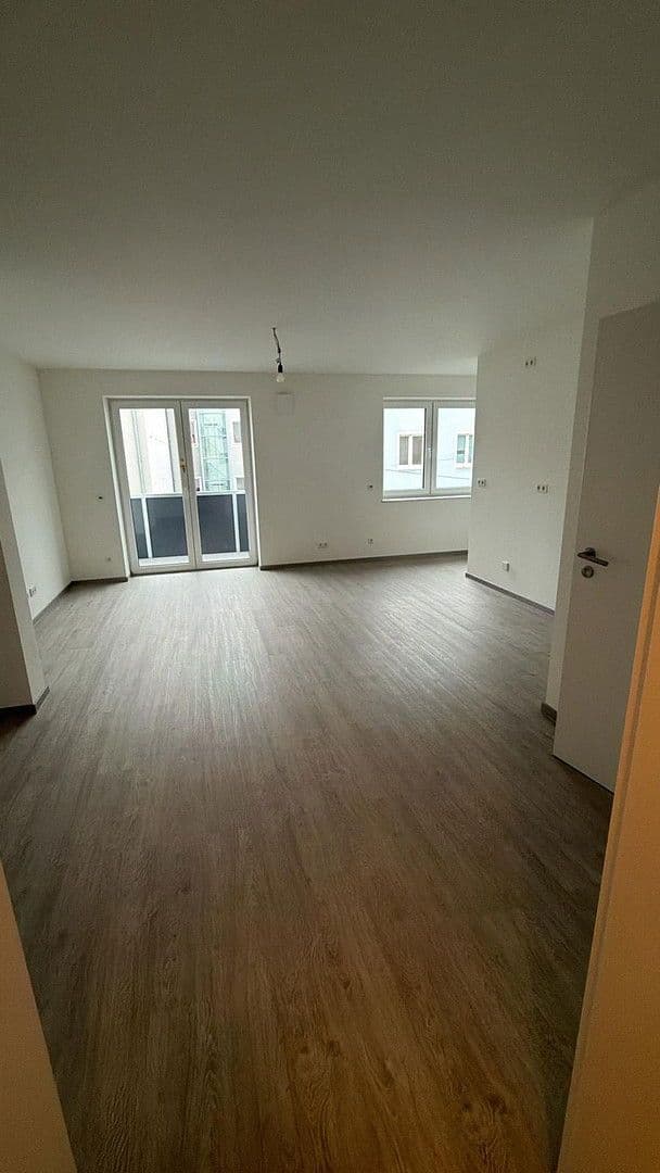 Pronájem bytu 2+1 52 m², Wilhelmstraße, Hof, Bavorsko Pronájem bytu 2+1 52 m², Wilhelmstraße, Hof, Bavorsko