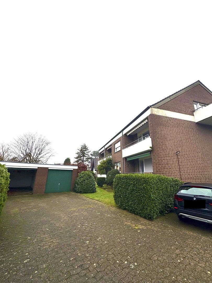 Prodej domu 500 m², pozemek 1.013 m², Gütersloh, Severní Porýní-Vestfálsko Prodej domu 500 m², pozemek 1.013 m², Gütersloh, Severní Porýní-Vestfálsko