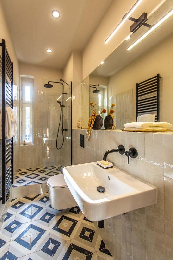 Prodej bytu 2+1 45 m², Winsstraße 0, Berlin, Berlín Prodej bytu 2+1 45 m², Winsstraße 0, Berlin, Berlín