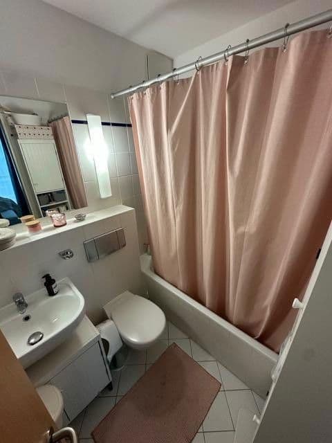 Pronájem bytu 3+1 62 m², Kleine Alexanderstraße 12, Berlin, Berlín Pronájem bytu 3+1 62 m², Kleine Alexanderstraße 12, Berlin, Berlín