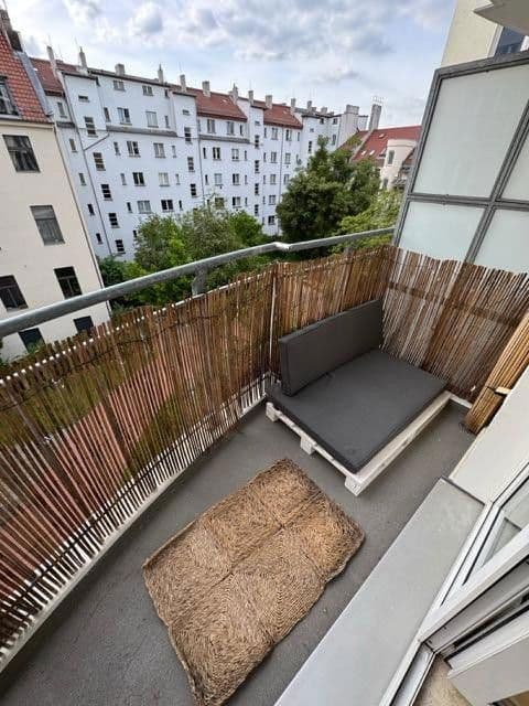 Pronájem bytu 3+1 62 m², Kleine Alexanderstraße 12, Berlin, Berlín Pronájem bytu 3+1 62 m², Kleine Alexanderstraße 12, Berlin, Berlín