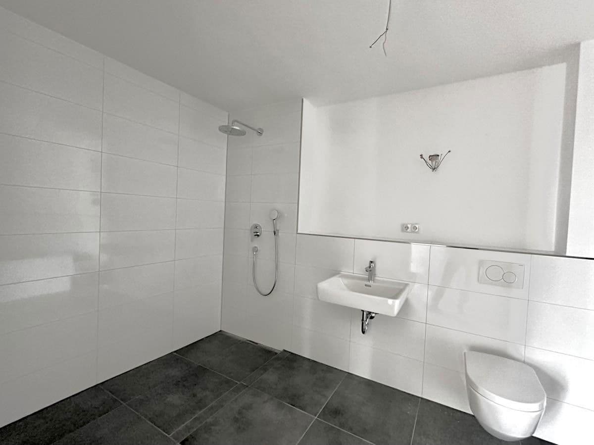 Pronájem bytu 3+1 100 m², Kieselbronn, Bádensko-Württembersko Pronájem bytu 3+1 100 m², Kieselbronn, Bádensko-Württembersko