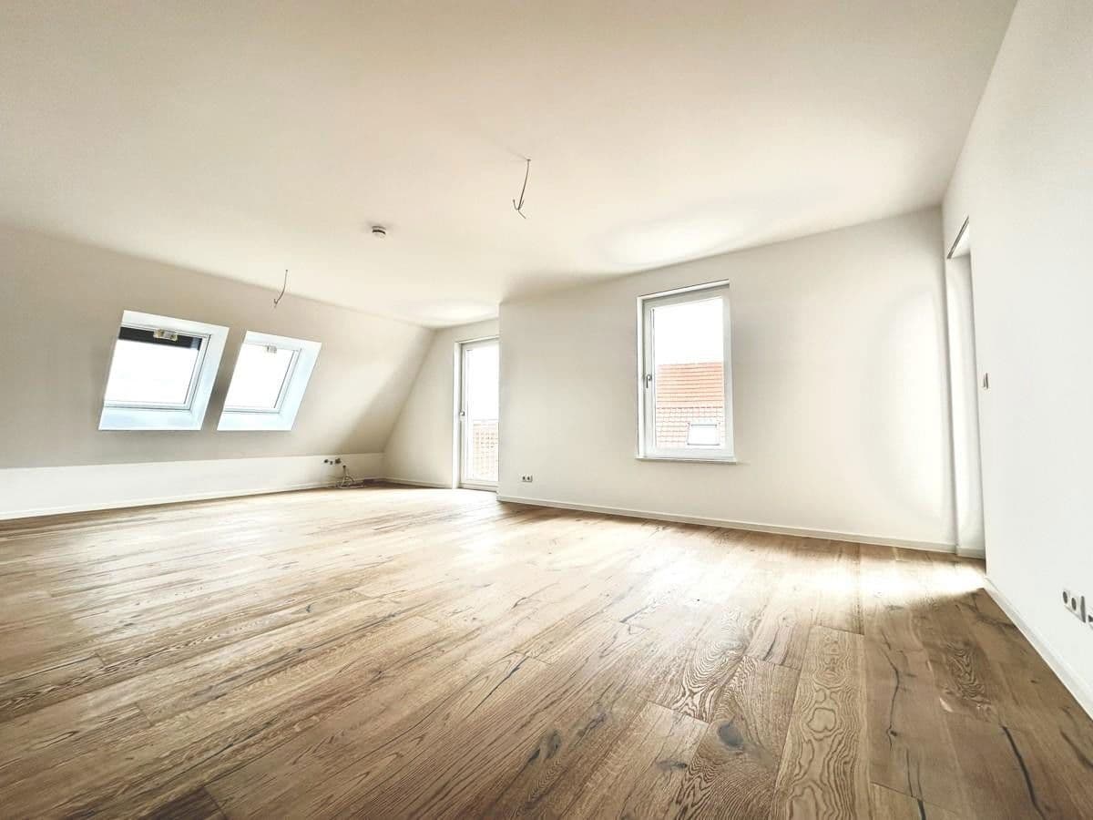 Pronájem bytu 3+1 91 m², Kieselbronn, Bádensko-Württembersko Pronájem bytu 3+1 91 m², Kieselbronn, Bádensko-Württembersko