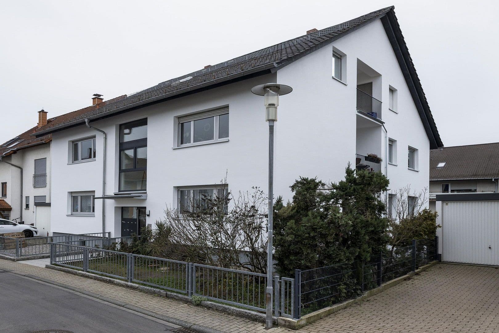 Pronájem bytu 2+1 63 m², Sandhausen, Bádensko-Württembersko Pronájem bytu 2+1 63 m², Sandhausen, Bádensko-Württembersko
