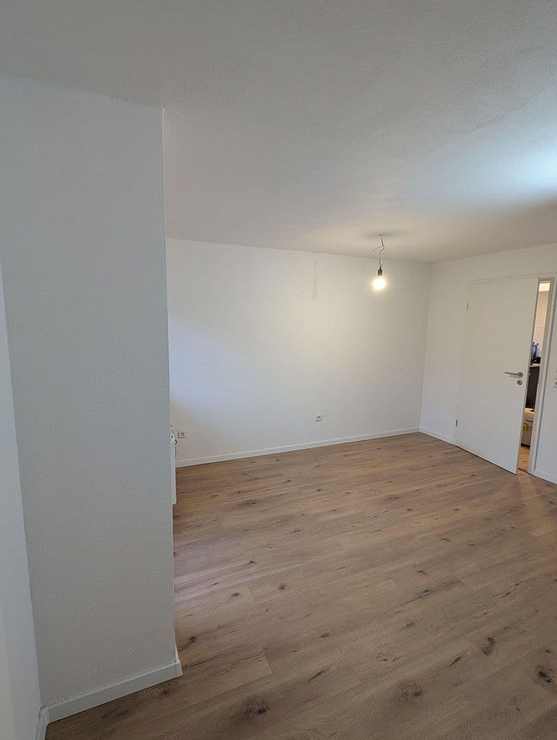 Pronájem bytu 3+1 65 m², Sonnenhalde 2, Bühlertann, Bádensko-Württembersko Pronájem bytu 3+1 65 m², Sonnenhalde 2, Bühlertann, Bádensko-Württembersko