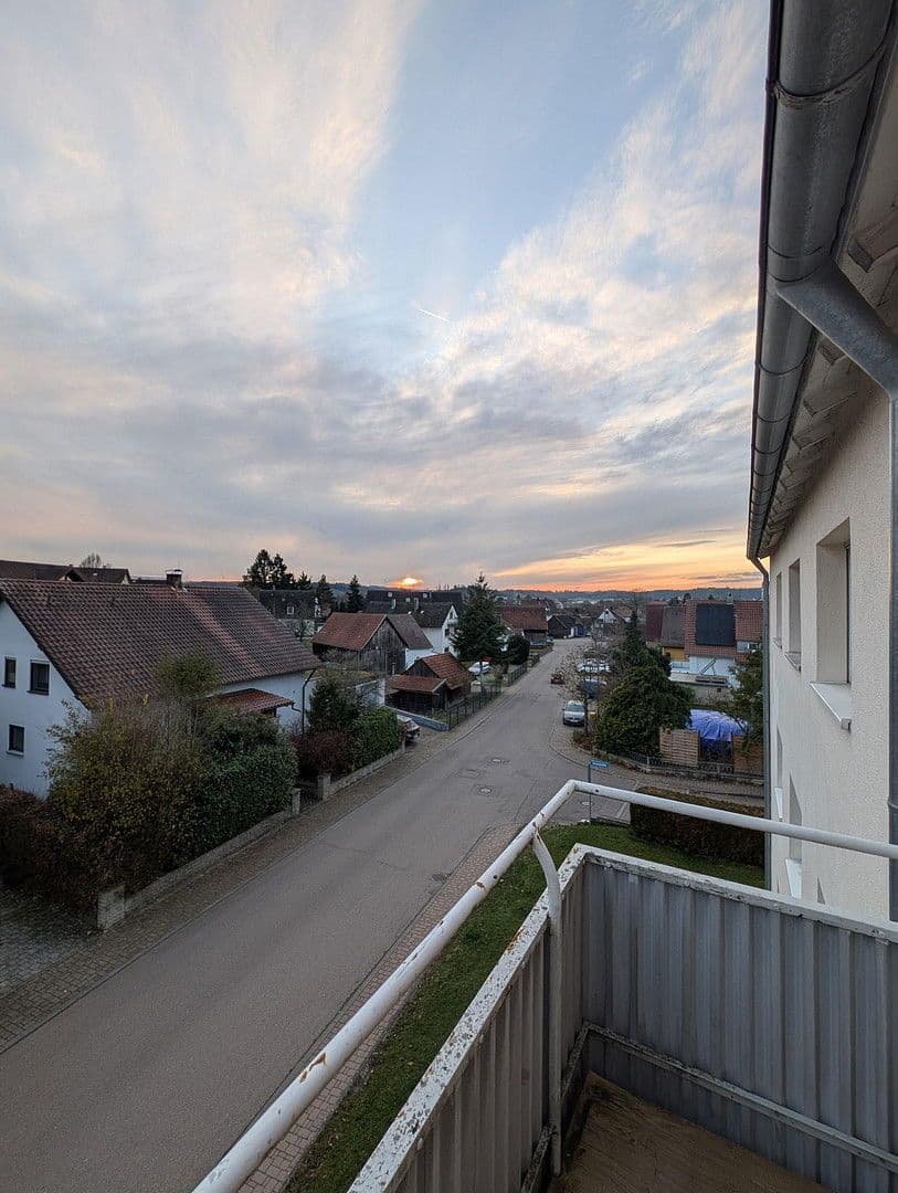 Pronájem bytu 3+1 65 m², Sonnenhalde 2, Bühlertann, Bádensko-Württembersko Pronájem bytu 3+1 65 m², Sonnenhalde 2, Bühlertann, Bádensko-Württembersko