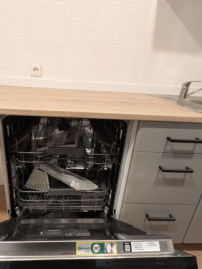 Pronájem bytu 3+1 65 m², Sonnenhalde 2, Bühlertann, Bádensko-Württembersko Pronájem bytu 3+1 65 m², Sonnenhalde 2, Bühlertann, Bádensko-Württembersko