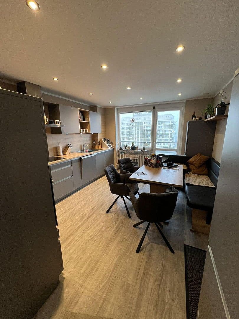 Pronájem bytu 4+1 107 m², Froschlache 19, Ludwigshafen-Friesenheim, Porýní-Falc Pronájem bytu 4+1 107 m², Froschlache 19, Ludwigshafen-Friesenheim, Porýní-Falc