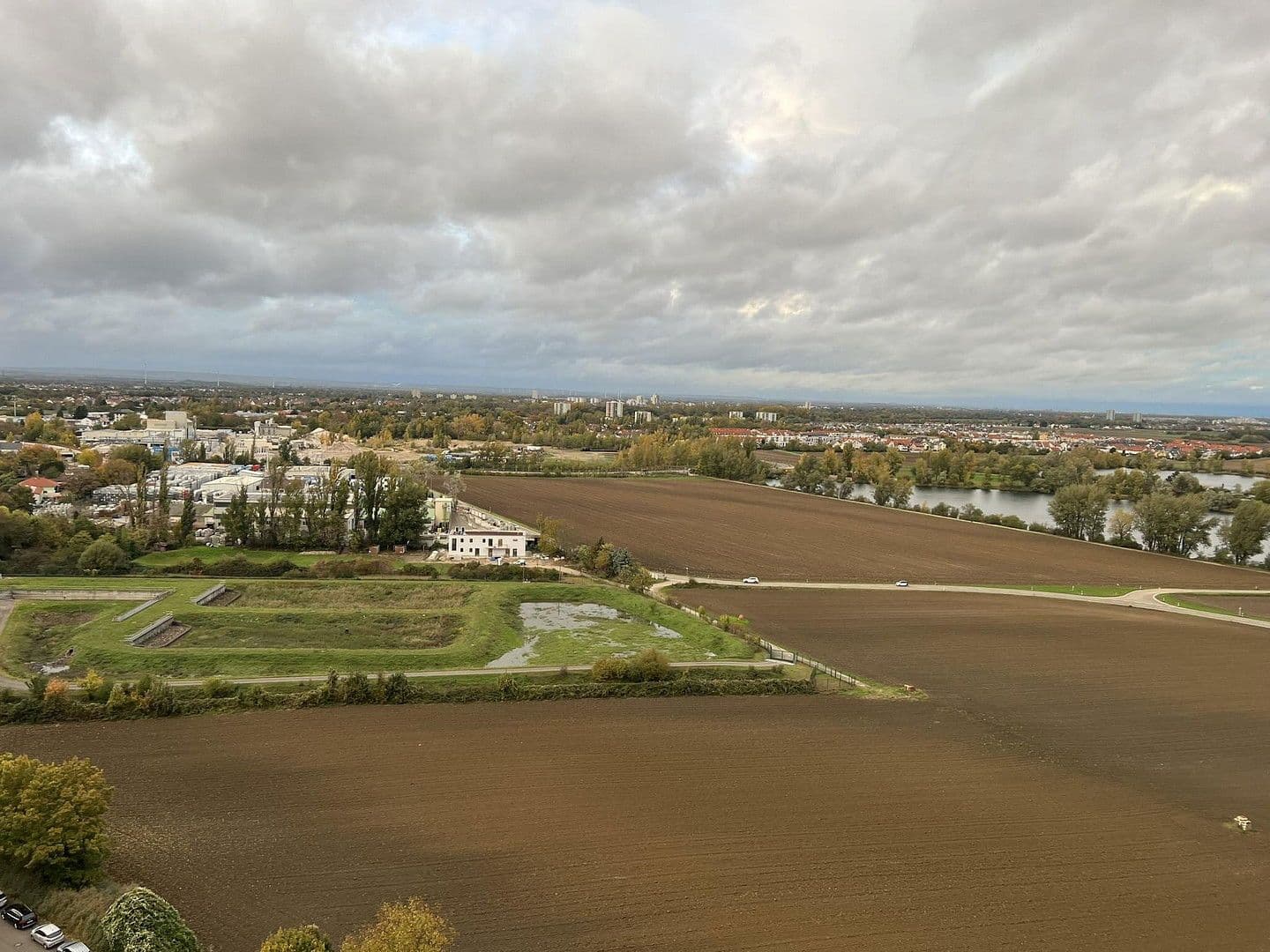 Pronájem bytu 4+1 107 m², Froschlache 19, Ludwigshafen-Friesenheim, Porýní-Falc Pronájem bytu 4+1 107 m², Froschlache 19, Ludwigshafen-Friesenheim, Porýní-Falc