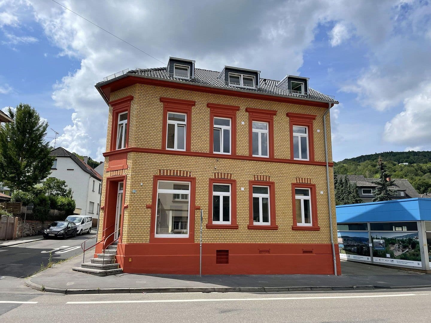 Pronájem bytu 3+1 93 m², Koblenzer Strasse 41, Bingen am Rhein, Porýní-Falc Pronájem bytu 3+1 93 m², Koblenzer Strasse 41, Bingen am Rhein, Porýní-Falc