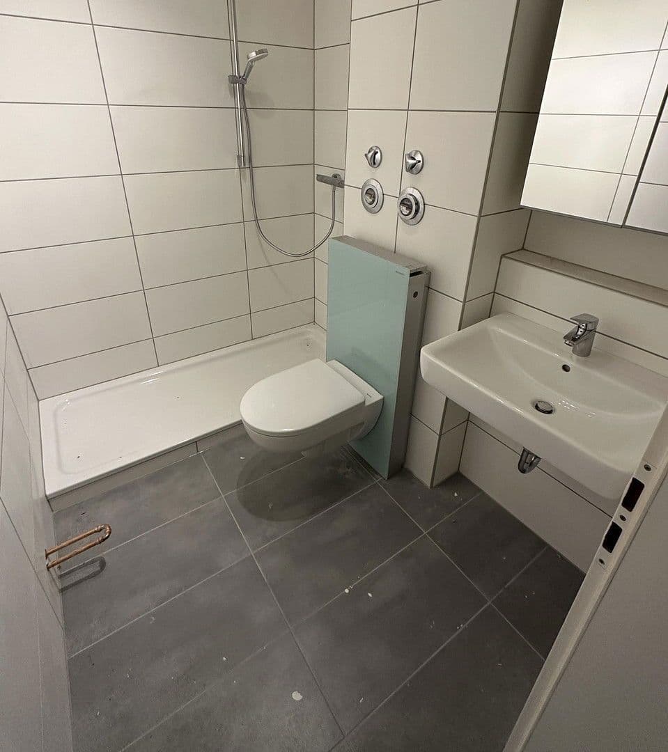 Pronájem bytu 1+kk 54 m², Bremen, Bremen Pronájem bytu 1+kk 54 m², Bremen, Bremen