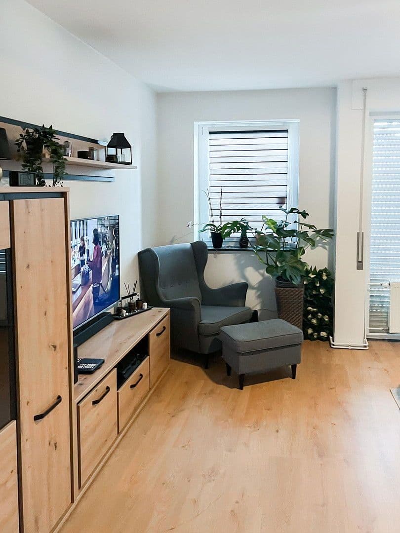 Pronájem bytu 3+1 72 m², Goethestr. 4, Eisenberg (Pfalz), Porýní-Falc Pronájem bytu 3+1 72 m², Goethestr. 4, Eisenberg (Pfalz), Porýní-Falc