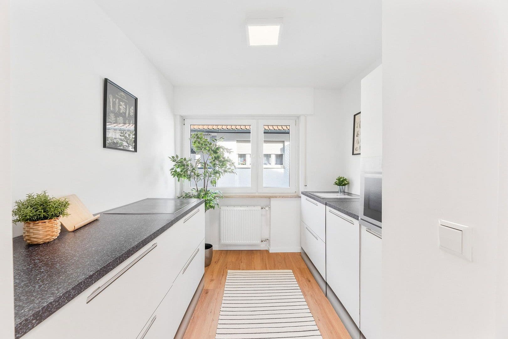 Prodej bytu 3+1 65 m², Ludwigsburg, Bádensko-Württembersko Prodej bytu 3+1 65 m², Ludwigsburg, Bádensko-Württembersko