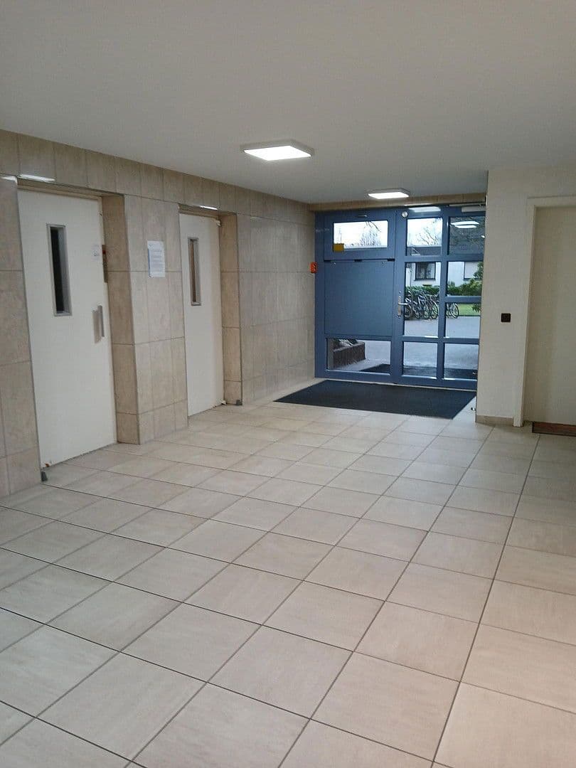 Pronájem bytu 3+1 89 m², Köln, Severní Porýní-Vestfálsko Pronájem bytu 3+1 89 m², Köln, Severní Porýní-Vestfálsko